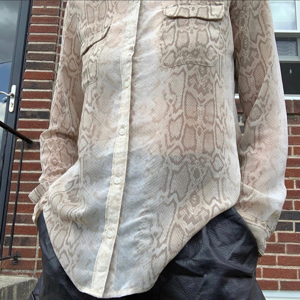 Snakeskin Button up - Picture 3 of 4
